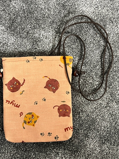 Cat pattern cross bag